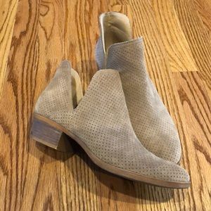 Lucky Brand perforated booties